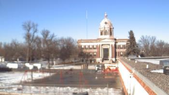 Weather camera view of Ellendale HS.