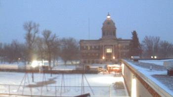Weather camera view of Ellendale HS.