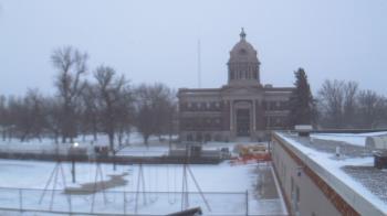 Weather camera view of Ellendale HS.
