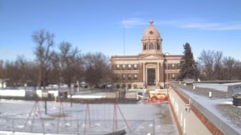 Weather camera view of Ellendale HS.