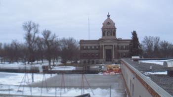 Weather camera view of Ellendale HS.