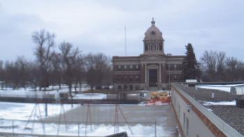 Weather camera view of Ellendale HS.