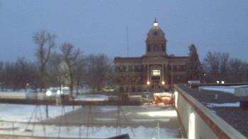 Weather camera view of Ellendale HS.
