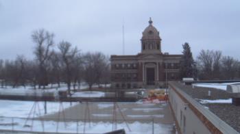 Weather camera view of Ellendale HS.
