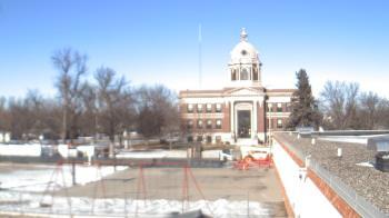 Weather camera view of Ellendale HS.