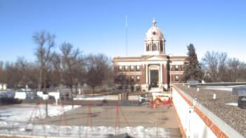 Weather camera view of Ellendale HS.