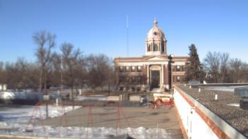 Weather camera view of Ellendale HS.