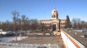 Weather camera view of Ellendale HS.
