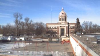 Weather camera view of Ellendale HS.