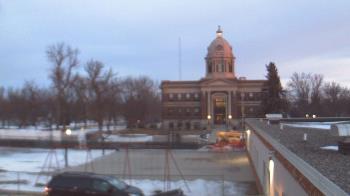 Weather camera view of Ellendale HS.