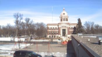 Weather camera view of Ellendale HS.