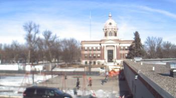 Weather camera view of Ellendale HS.