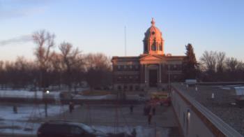 Weather camera view of Ellendale HS.