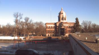 Weather camera view of Ellendale HS.