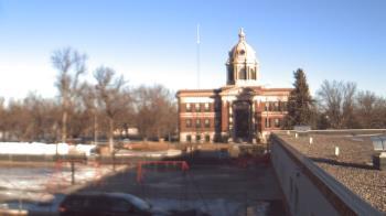 Weather camera view of Ellendale HS.