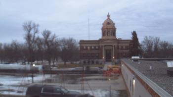 Weather camera view of Ellendale HS.