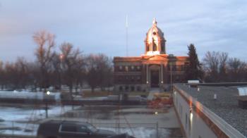 Weather camera view of Ellendale HS.