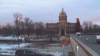 Weather camera view of Ellendale HS.