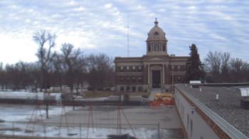 Weather camera view of Ellendale HS.