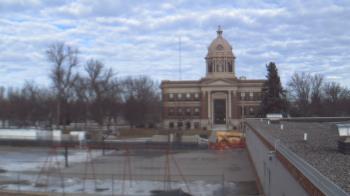 Weather camera view of Ellendale HS.