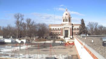 Weather camera view of Ellendale HS.
