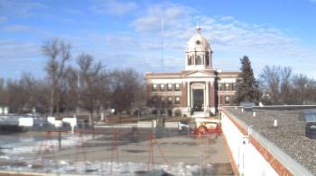 Weather camera view of Ellendale HS.
