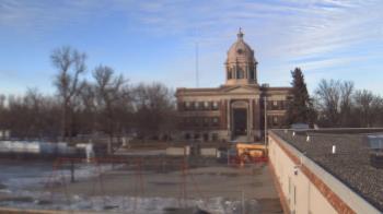 Weather camera view of Ellendale HS.