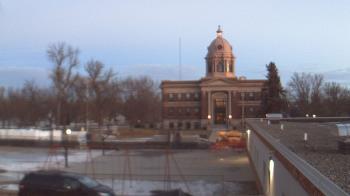 Weather camera view of Ellendale HS.