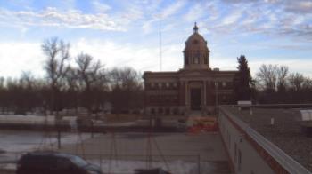 Weather camera view of Ellendale HS.