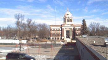 Weather camera view of Ellendale HS.