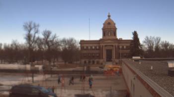 Weather camera view of Ellendale HS.