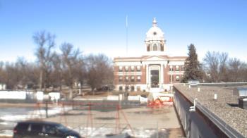 Weather camera view of Ellendale HS.