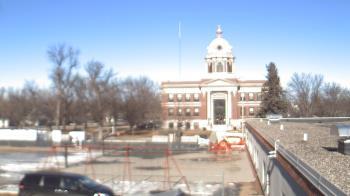 Weather camera view of Ellendale HS.