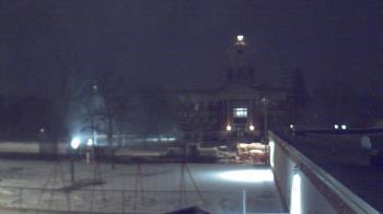 Weather camera view of Ellendale HS.