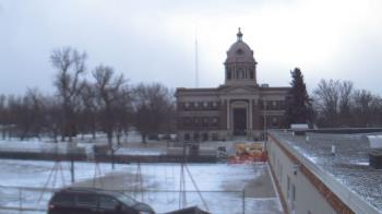 Weather camera view of Ellendale HS.