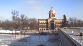 Weather camera view of Ellendale HS.