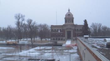 Weather camera view of Ellendale HS.