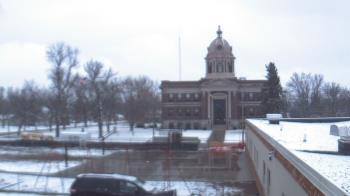 Weather camera view of Ellendale HS.