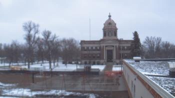 Weather camera view of Ellendale HS.