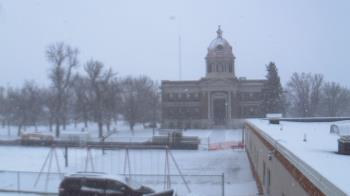 Weather camera view of Ellendale HS.