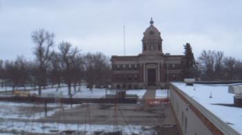 Weather camera view of Ellendale HS.