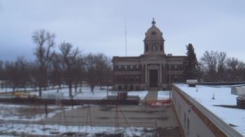 Weather camera view of Ellendale HS.