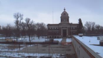 Weather camera view of Ellendale HS.