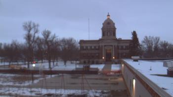Weather camera view of Ellendale HS.