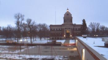 Weather camera view of Ellendale HS.