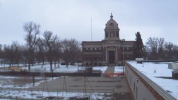 Weather camera view of Ellendale HS.