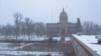 Weather camera view of Ellendale HS.