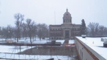 Weather camera view of Ellendale HS.