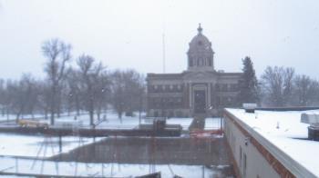 Weather camera view of Ellendale HS.