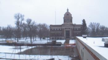 Weather camera view of Ellendale HS.